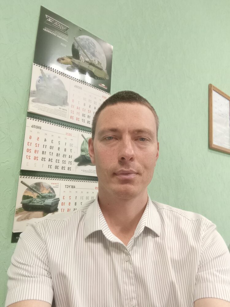  52857698  , 31 ,     