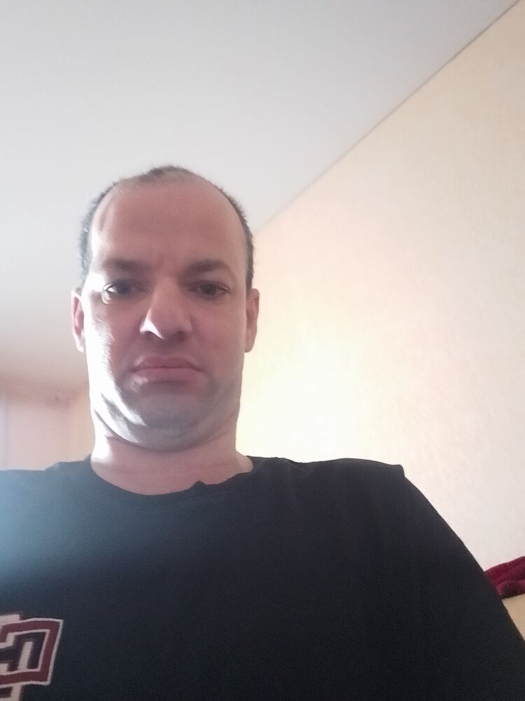  47424558  , 37 ,    