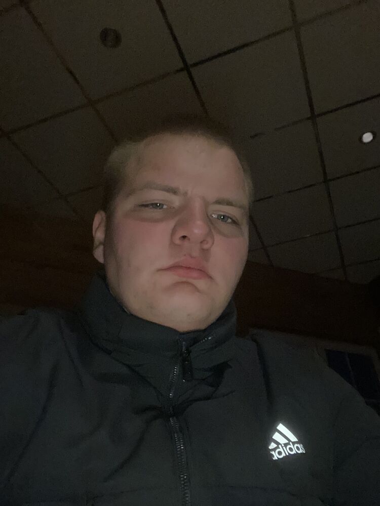  49438158  , 21 ,    