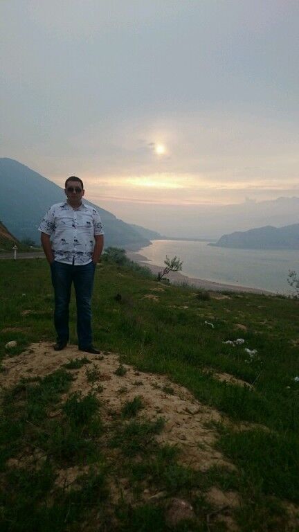  ,   Azam, 40 ,   ,   , c 