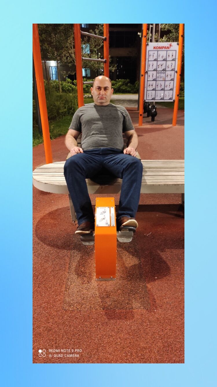  52648548  , 44 ,    