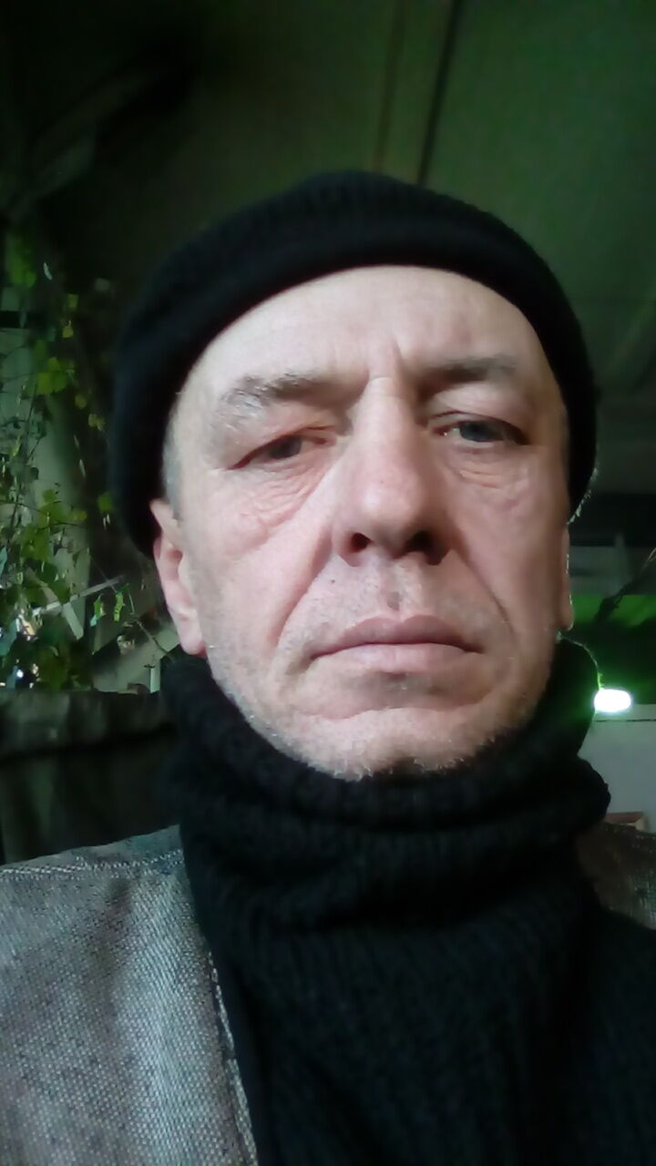  32334098  , 51 ,    