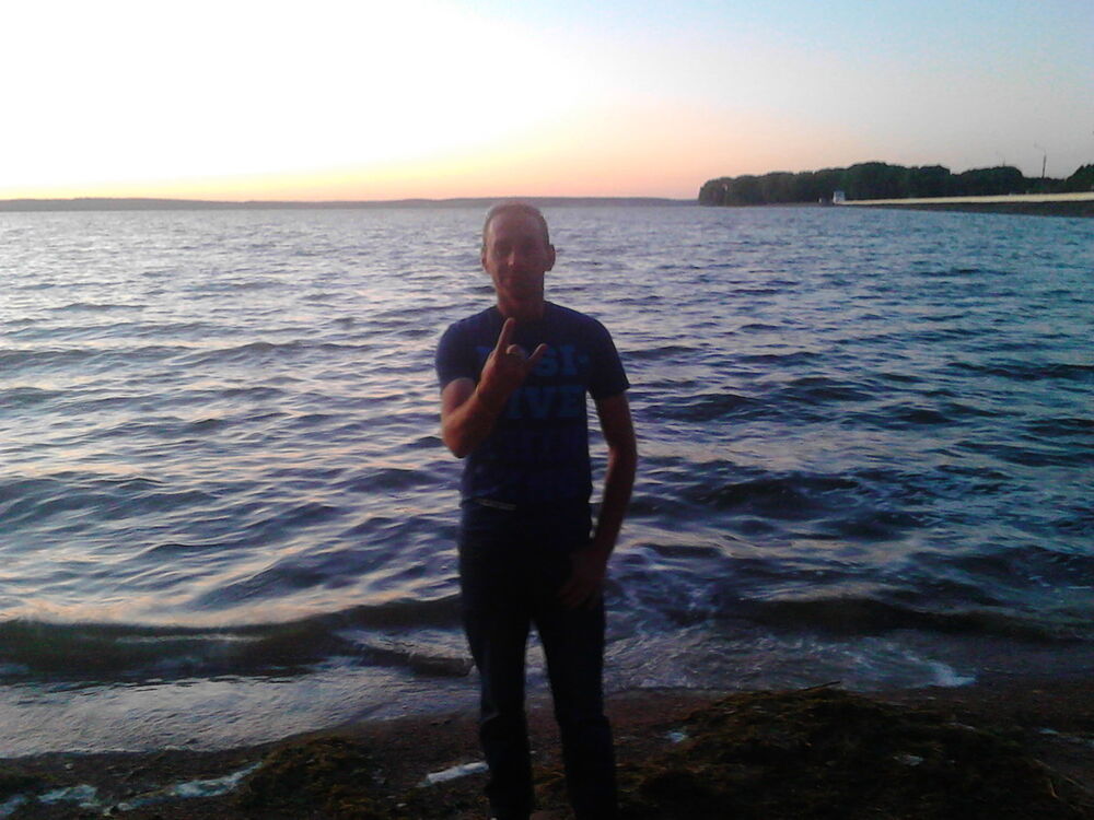  ,   Yuriy, 35 ,   ,   , c 