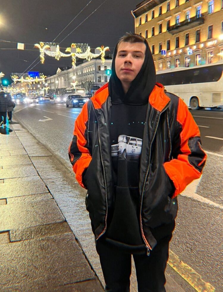  ,   , 22 ,   