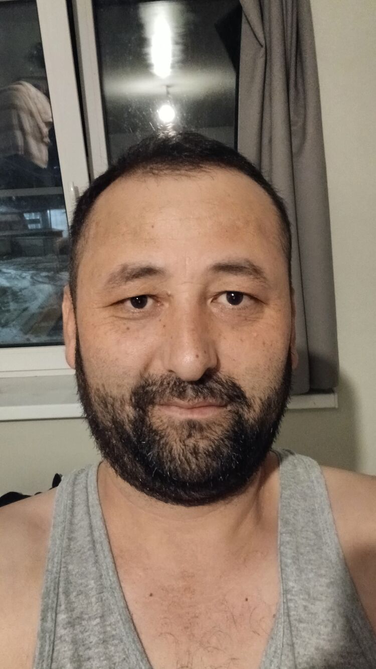  54756018  Abdulla, 37 ,    