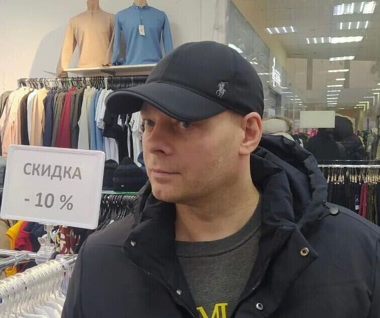  ,   Vladimir, 44 ,   ,   