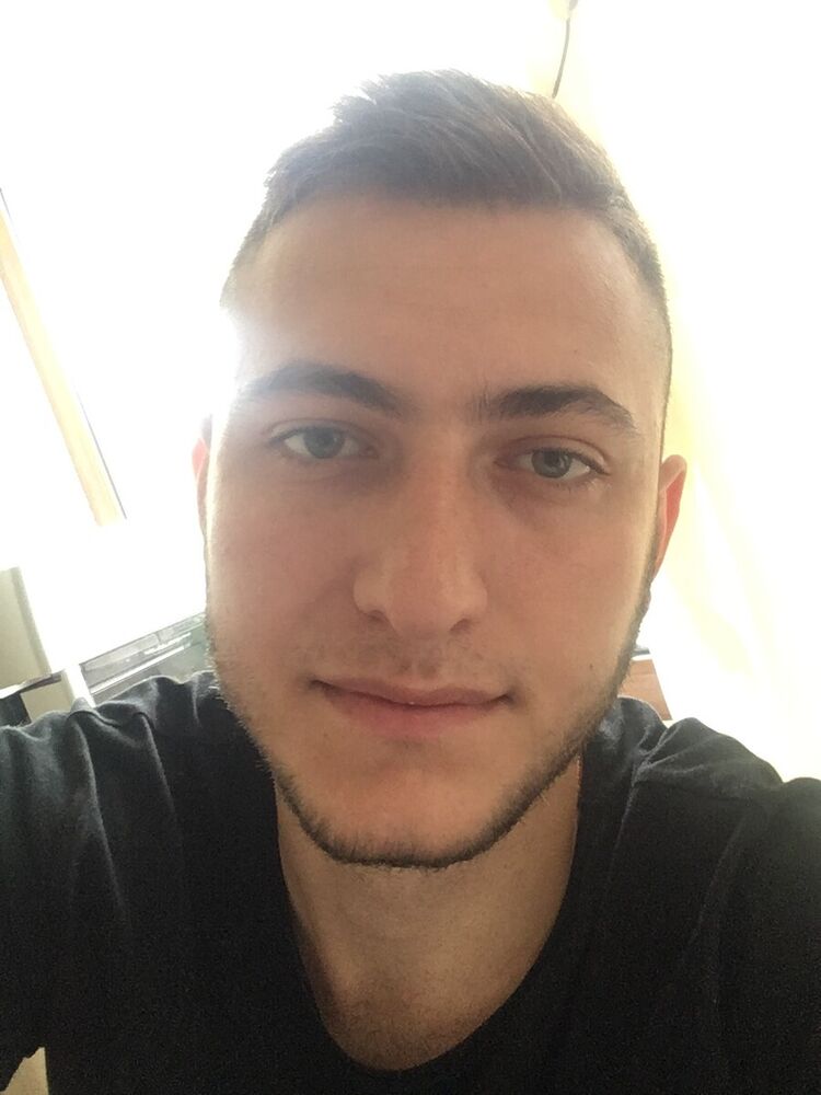 ���� 20244858 ������� Victor, 30 ���, ���� ���������� � ��������