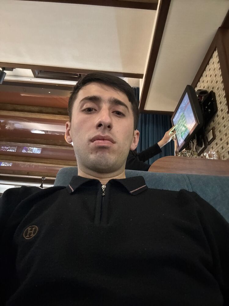  ,   Akobir, 24 ,   ,   