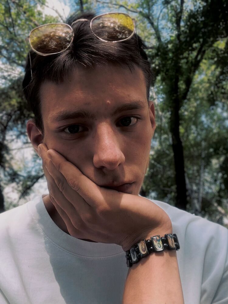  ,   Nikita, 22 ,   ,   , c 