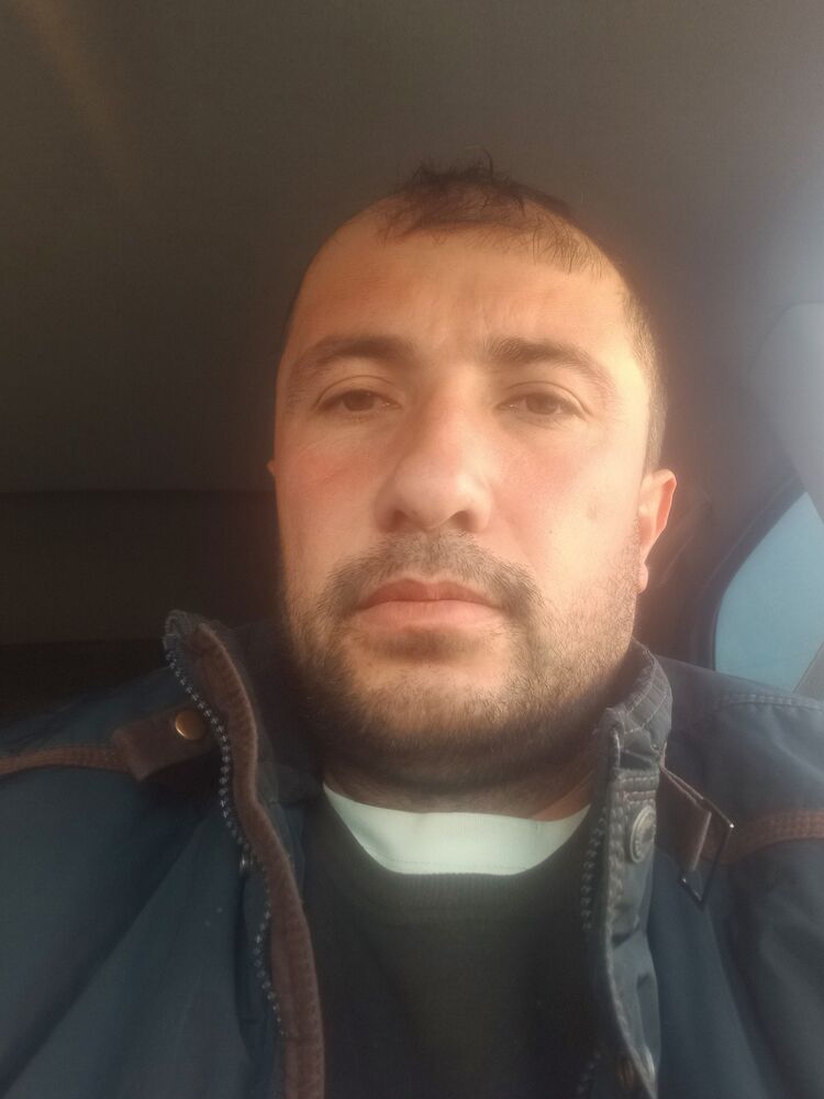 49211028  , 32 ,    