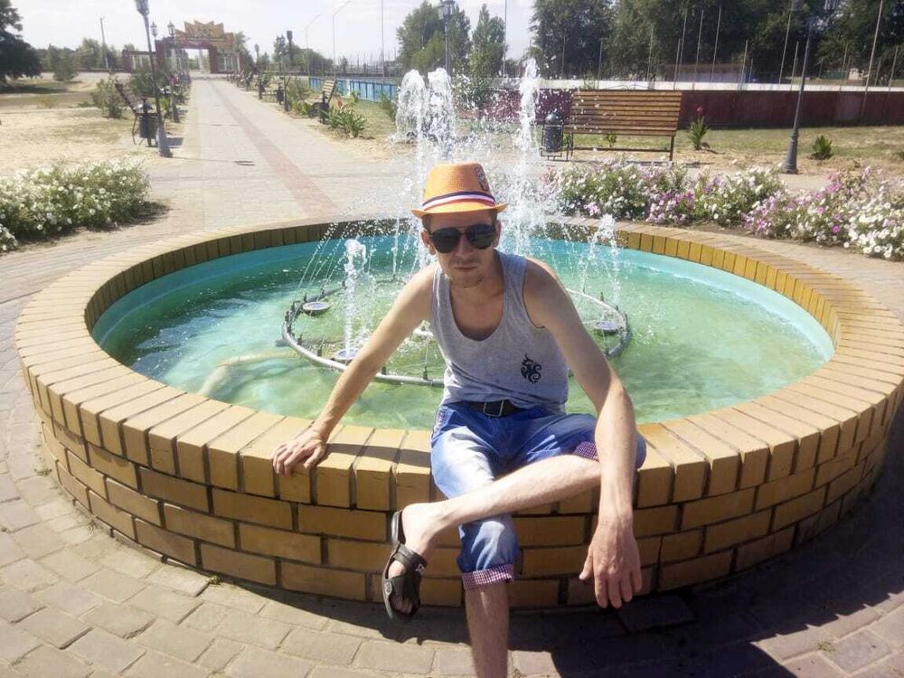  ,   , 33 ,   c 