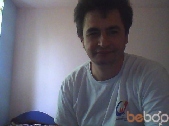 1044448  Viora, 54 ,    