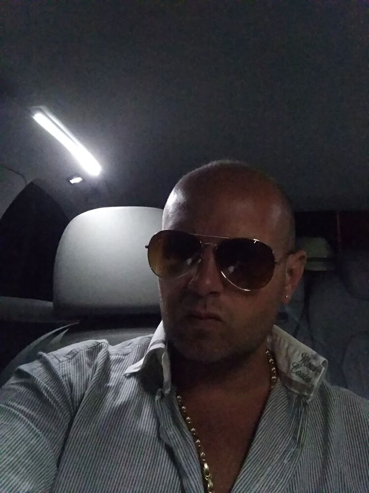  42748988  Daniel, 41 ,    Kolinany
