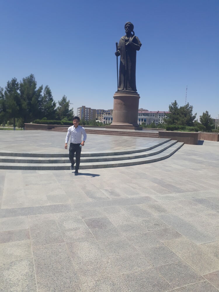 23501528  Alisher, 29 ,    