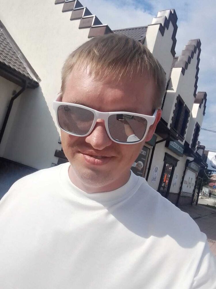  53007538  , 36 ,    