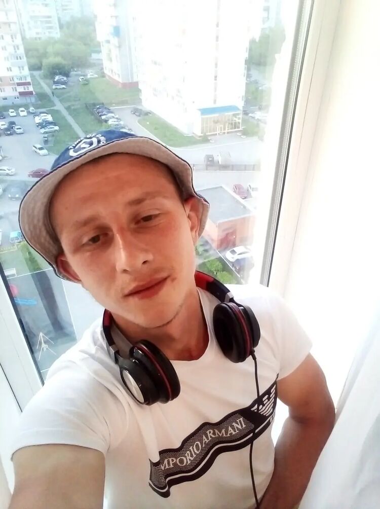  30746998  , 28 ,    