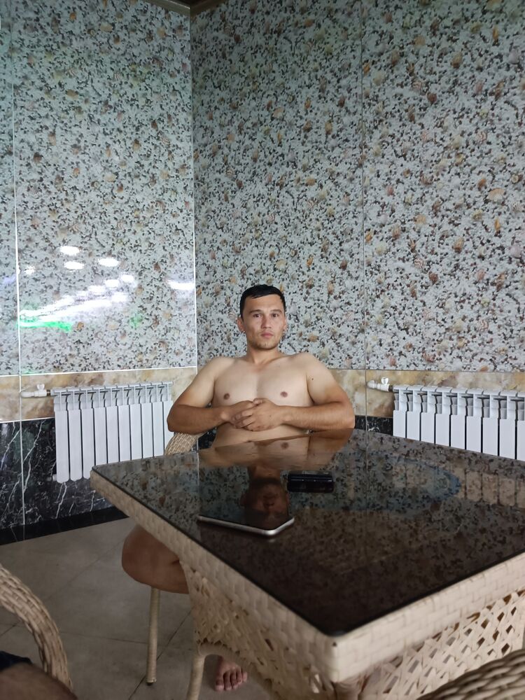  31389668  Akhmedov, 29 ,    