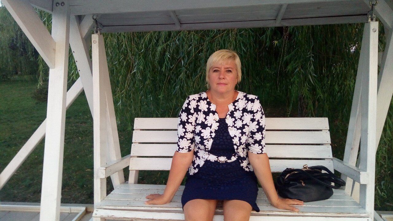 Новороссийск сайт бесплатных знакомств. Незамужние женщины Новороссийска. Одинокая женщина 58 лет. Одинокие женщины Новороссийска. Одинокая женщина ищет.