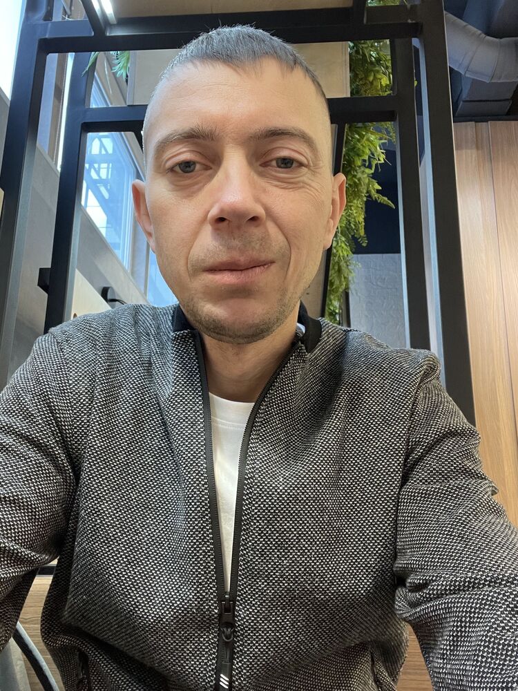  49334618  , 37 ,    
