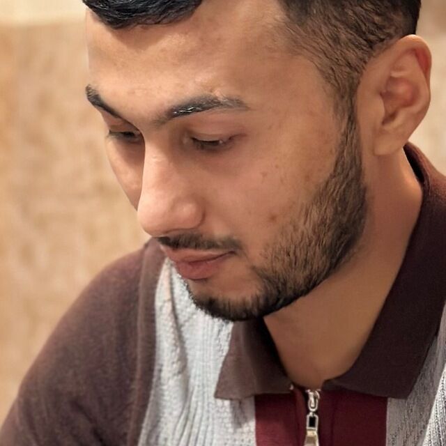  ,   Sami, 31 ,   ,   