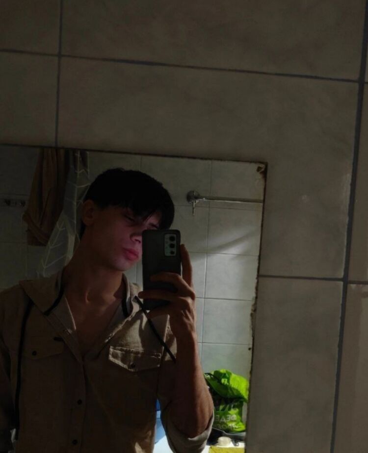  ,   Maks, 23 ,   ,   , c , 