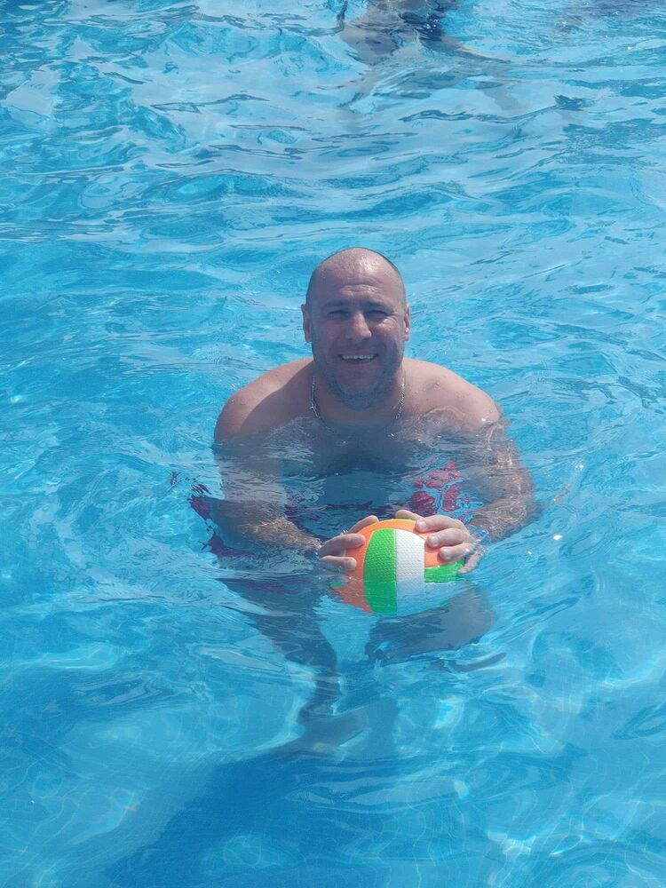  37751338  Anatolie, 39 ,    