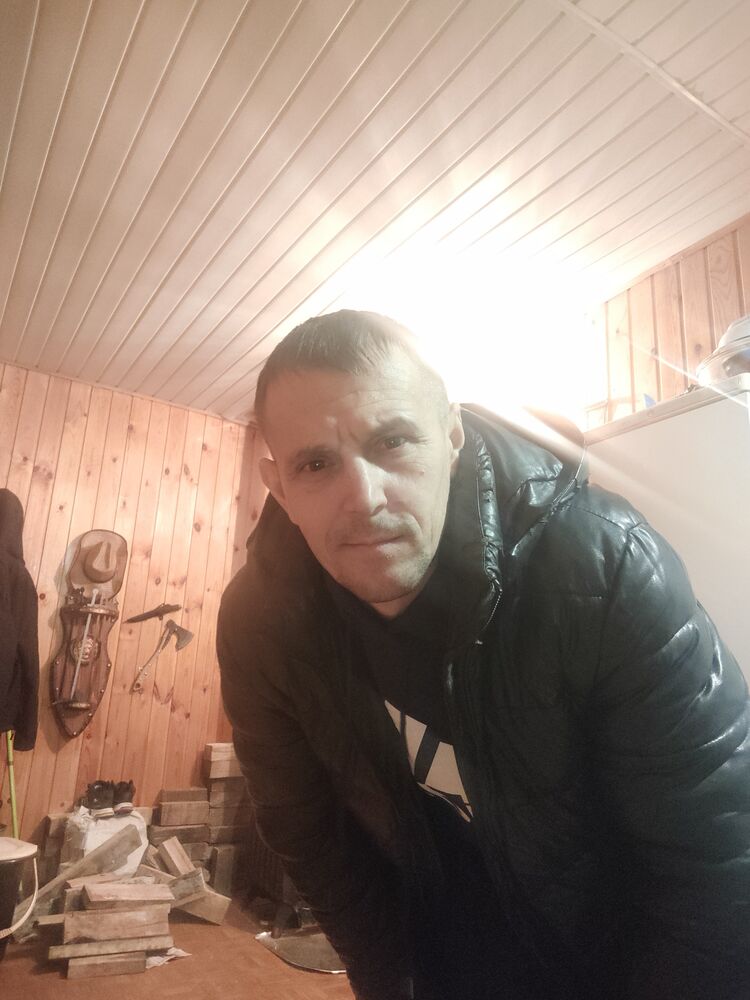  48987808  , 44 ,    