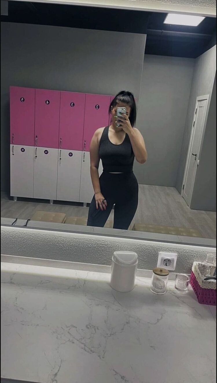  52947188  , 22 ,    