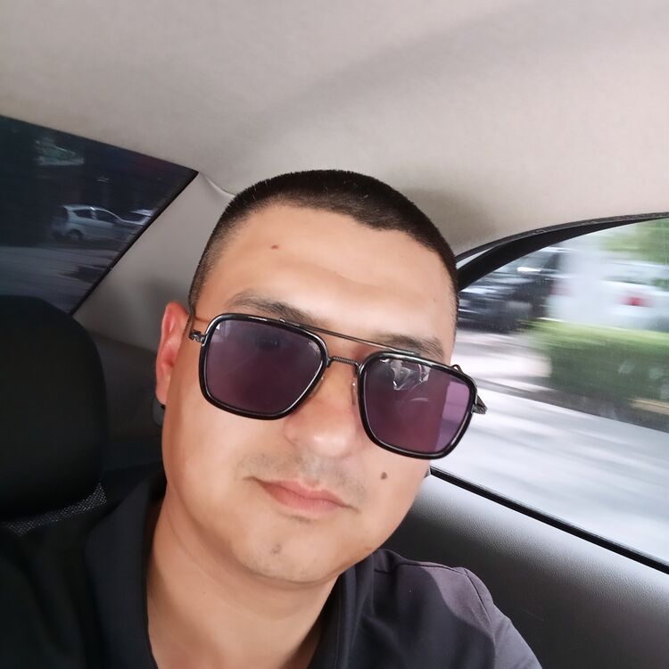  ,   Farhod, 38 ,   