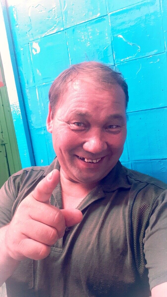  21136638  , 54 ,    