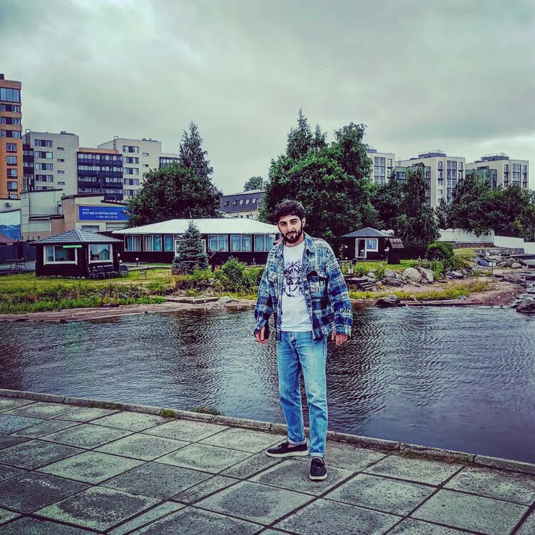  ,   Serge, 25 ,   ,   
