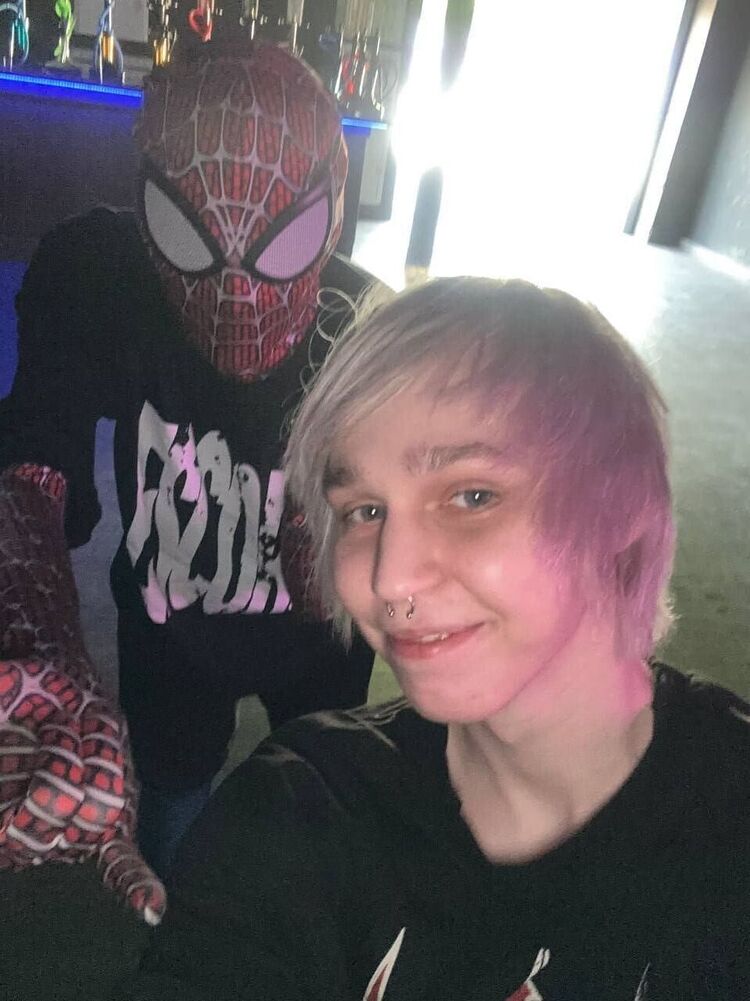 ���� 44823408 ����� Ultimate, 19 ���, ���� ���������� � ��������