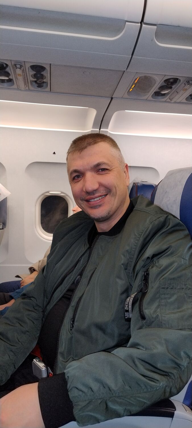  ,   Ruslan, 45 ,   ,   , c 