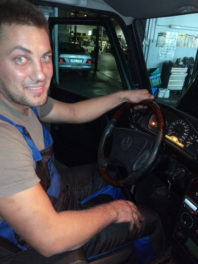 ,   Serj, 35 ,   
