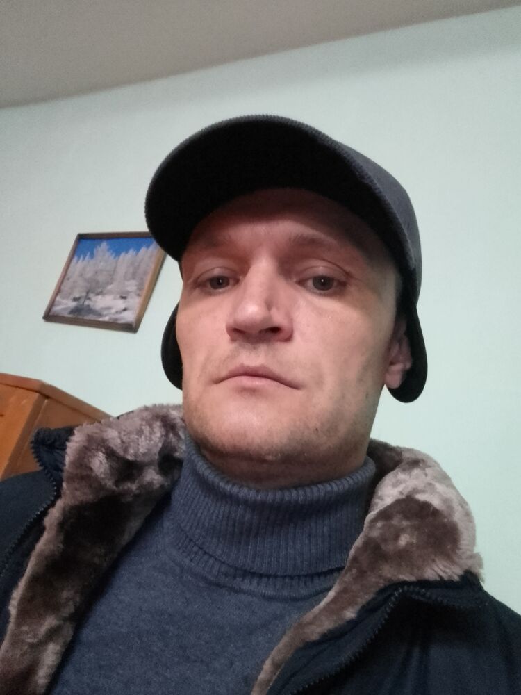  39920888  Leonid, 40 ,    