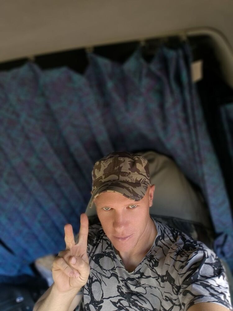  53899528  SanSan, 37 ,    