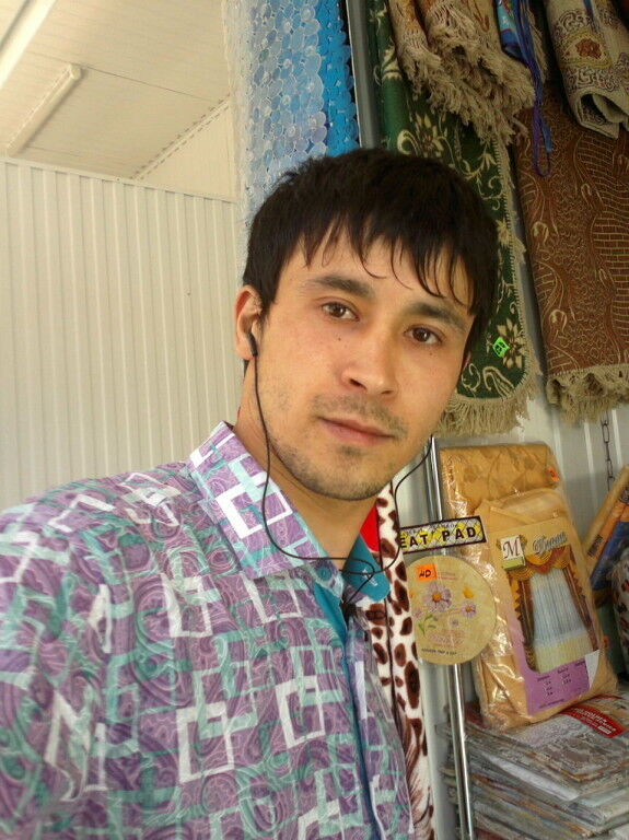  11707628  Bek, 33 ,    