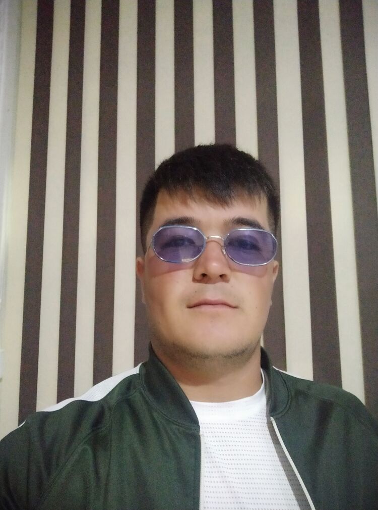  24369508  RUSLAN, 27 ,    