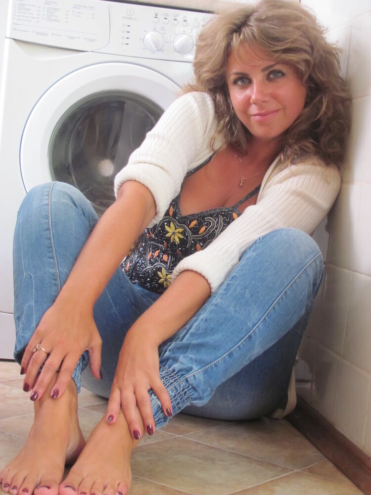 ,   Lover, 42 ,   