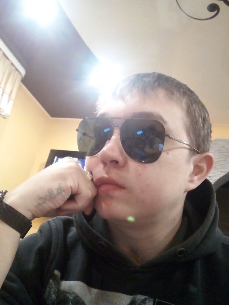  ,   Vlad, 28 ,   ,   