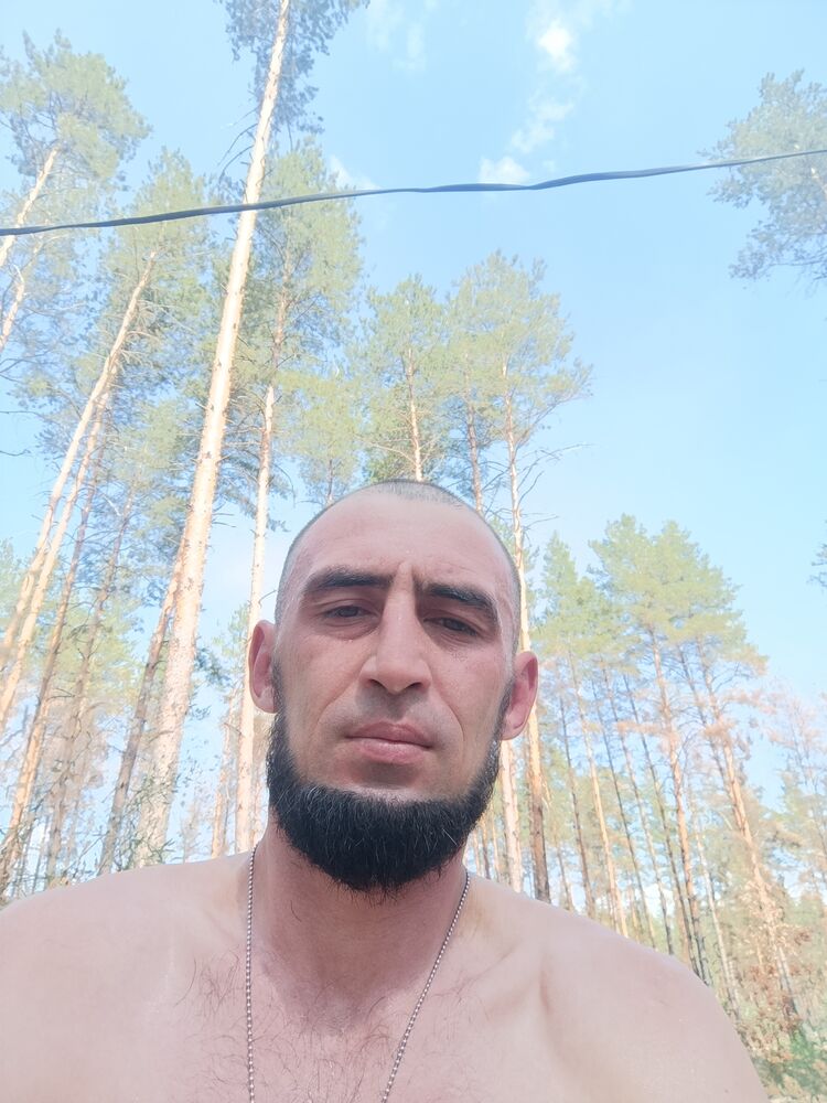  44930598  , 35 ,    