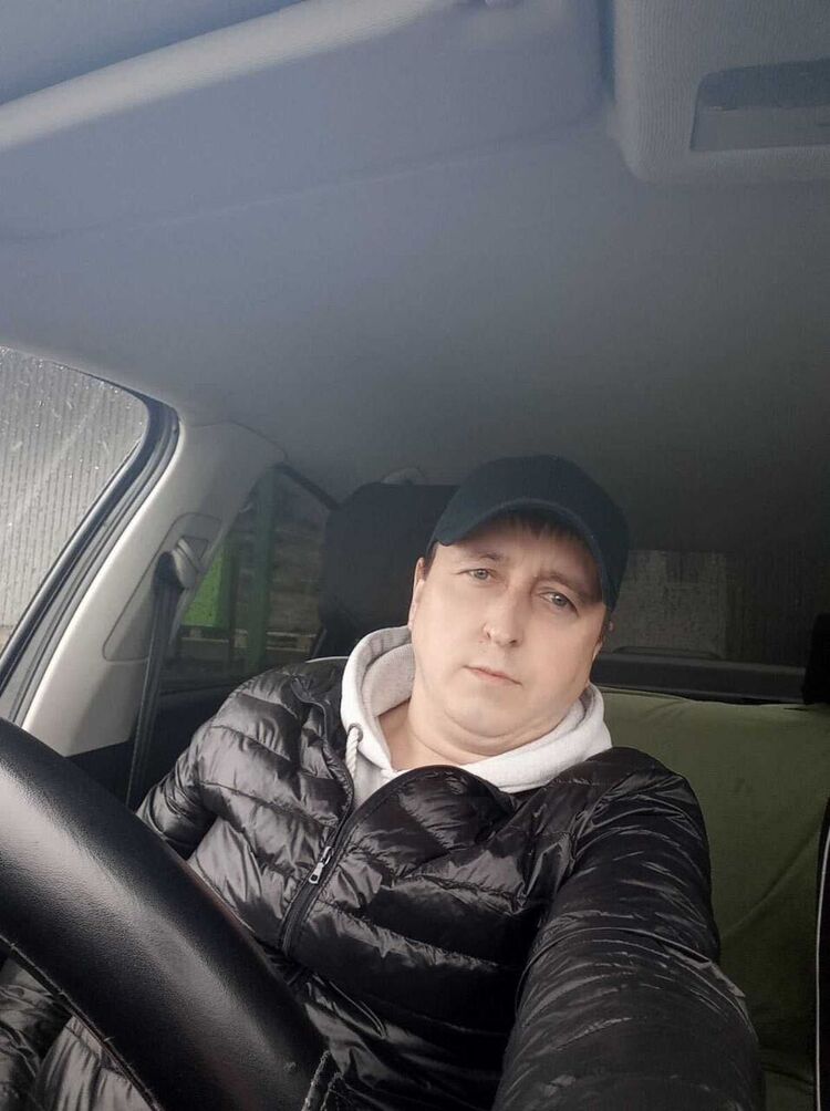  43308348  Vladimir, 37 ,    