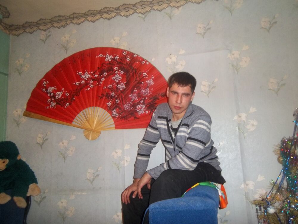  5636908  Serh, 41 ,    