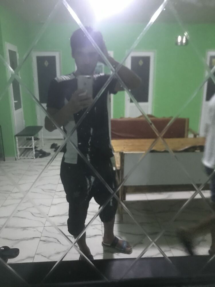  37578878  , 27 ,    
