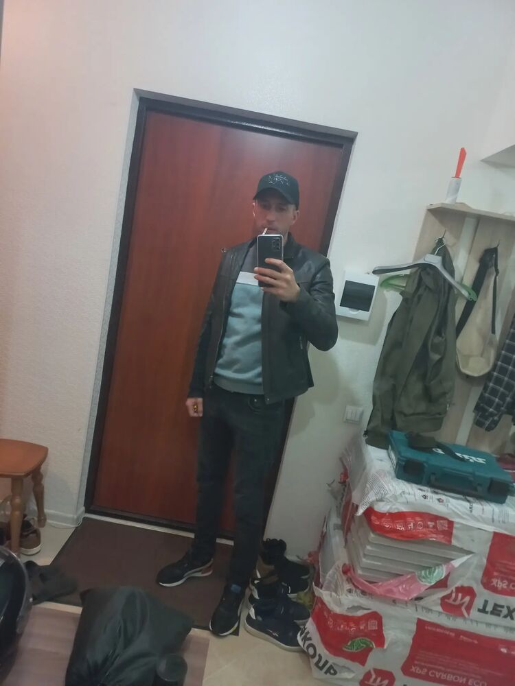  40342288  , 37 ,    