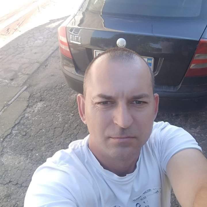  30096458  , 48 ,    