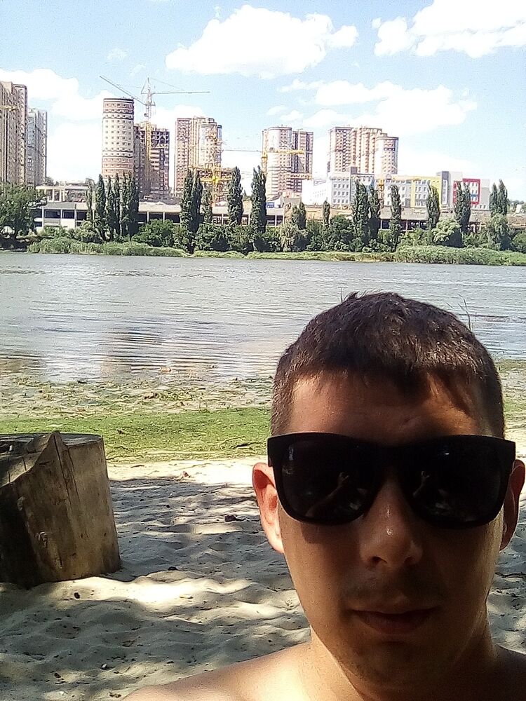  22733608  , 33 ,    