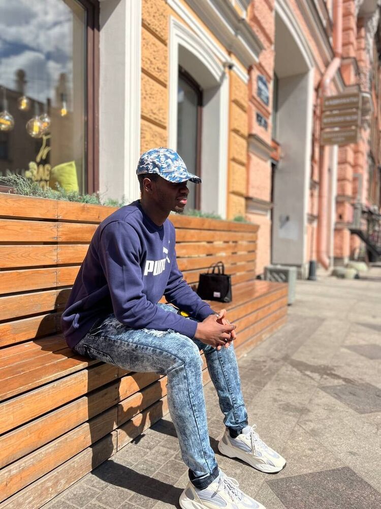  43405708  , 28 ,    -