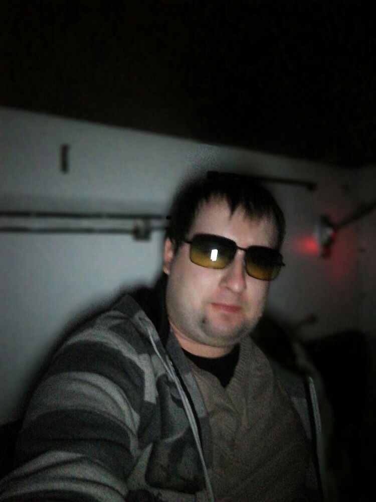  22063828  , 37 ,    