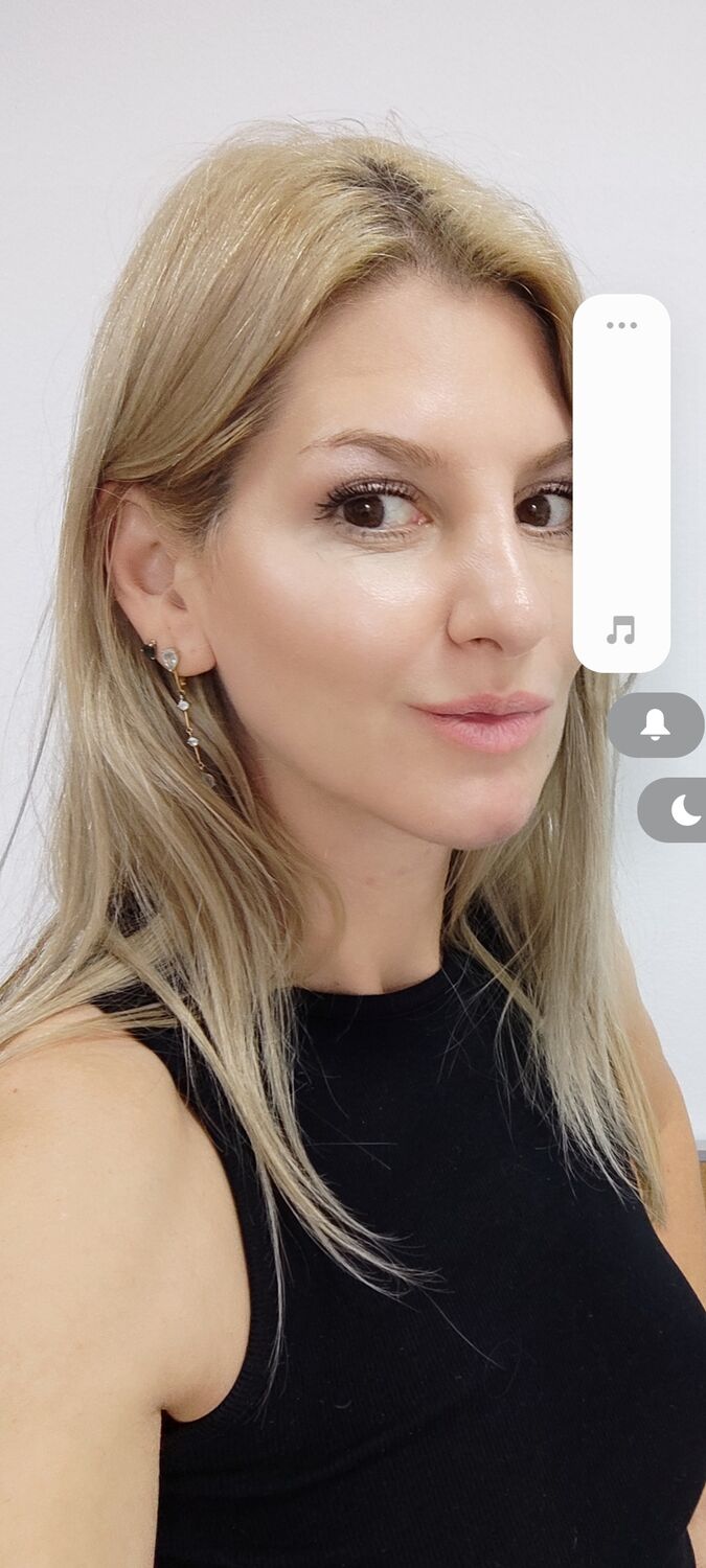  --,   Anastasia, 42 ,   ,   
